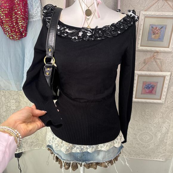 Belldini Tops - vintage black polka dot grunge off the shoulder top